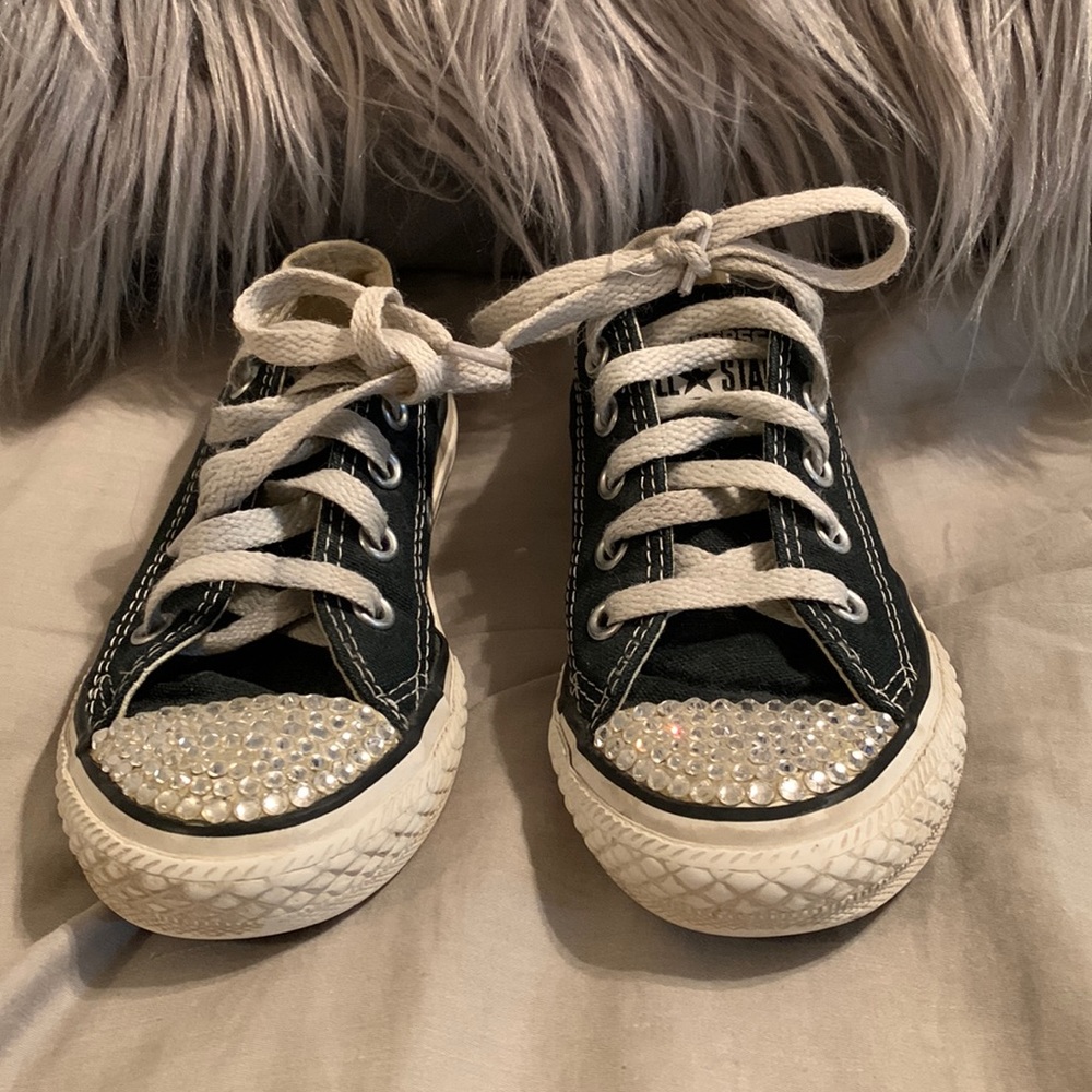 gently worn girls (boys) converse classics size 12, (little kid/toddler)